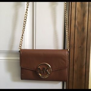 Michael kors crossbody
